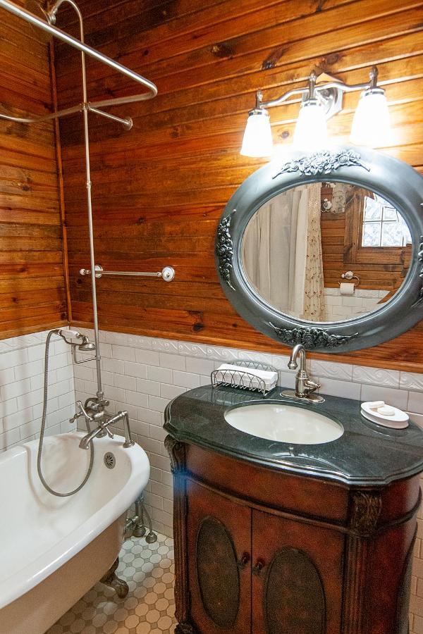 Dabbs Hotel Bed And Breakfast Llano エクステリア 写真