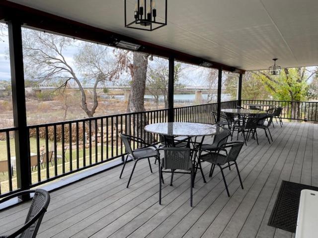 Dabbs Hotel Bed And Breakfast Llano エクステリア 写真