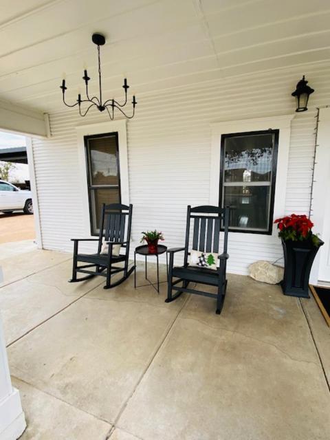 Dabbs Hotel Bed And Breakfast Llano エクステリア 写真