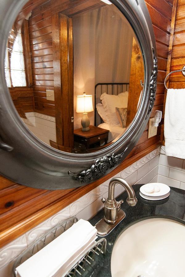 Dabbs Hotel Bed And Breakfast Llano エクステリア 写真