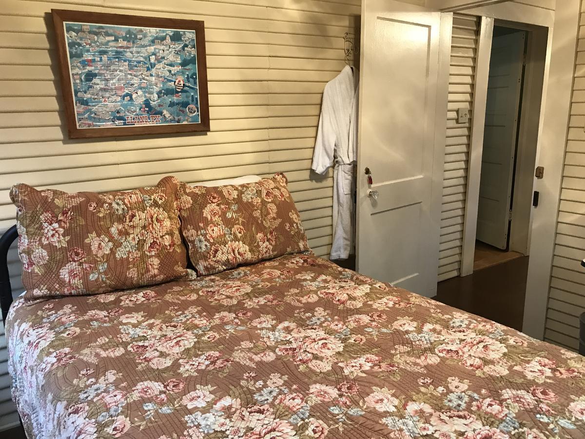 Dabbs Hotel Bed And Breakfast Llano エクステリア 写真