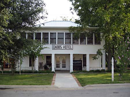 Dabbs Hotel Bed And Breakfast Llano エクステリア 写真