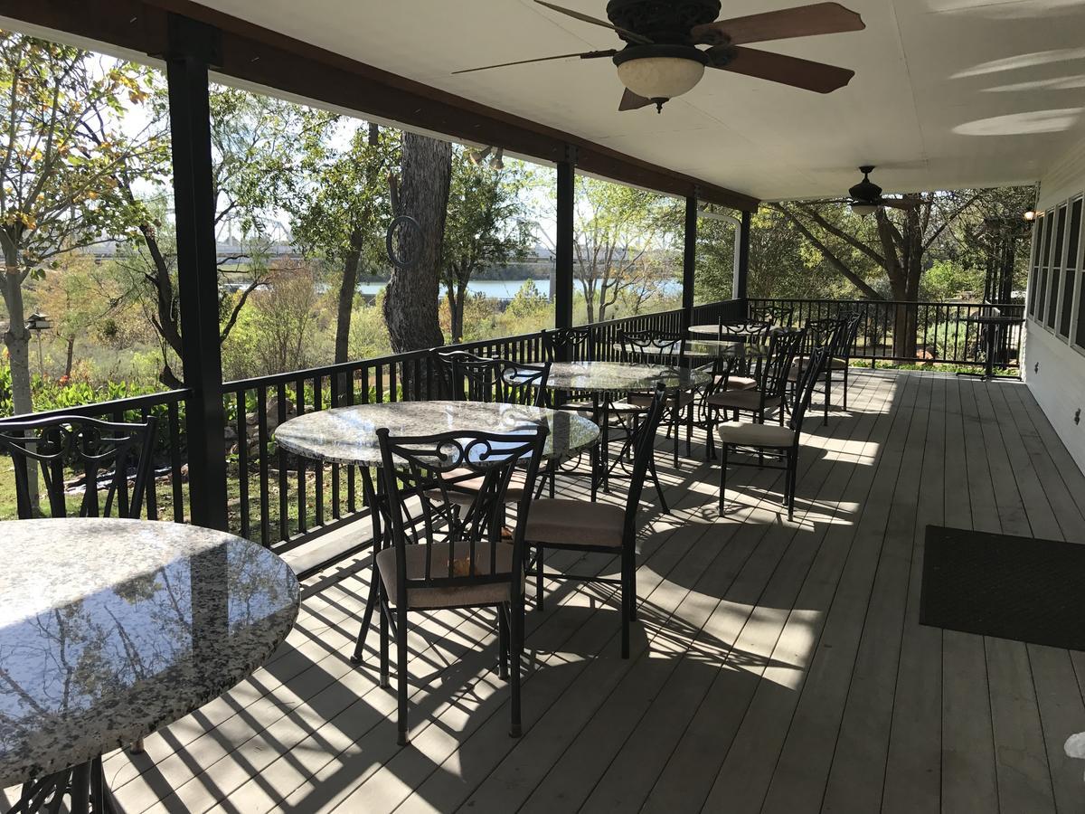 Dabbs Hotel Bed And Breakfast Llano エクステリア 写真